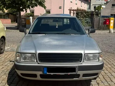 Gebraucht Audi 80 90 PS (66 kW) 1992 Silber Limousine