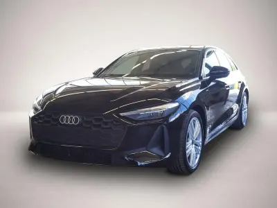 Gebraucht Audi A5 Business 299 PS (219 kW) 2025 Manufacturer Kombi