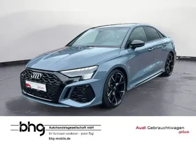 Gebraucht Audi RS3 Comfort 400 PS (294 kW) 2023 Grau Limousine