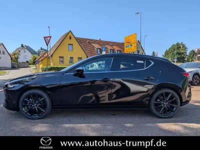 Neu Mazda 3 Nagisa 186 PS (136 kW) 2026 Jet black Limousine