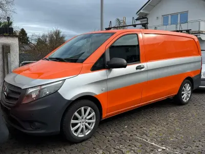 Gebraucht Mercedes Vito 136 PS (100 kW) 2015 Orange Van