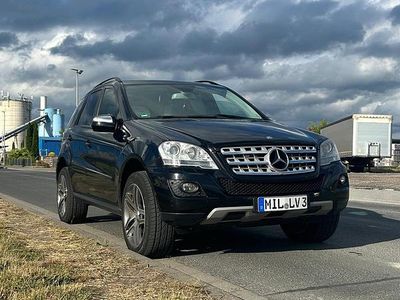 Gebraucht Mercedes ML320 2008 Schwarz SUV