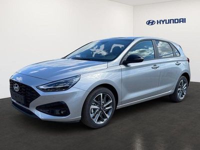 Neu Hyundai i30 Advantage 140 PS (102 kW) 2025 Silber Limousine