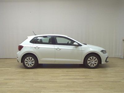 Weiss Gebraucht 2023 VW Polo Life Kleinwagen | 15.980 € (Fairer Preis)