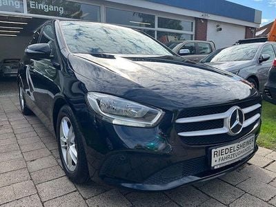 Mercedes B200