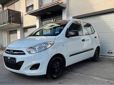 Weiß Gebraucht 2013 Hyundai i10 Edition Kleinwagen | 3.600 € (Fairer Preis)