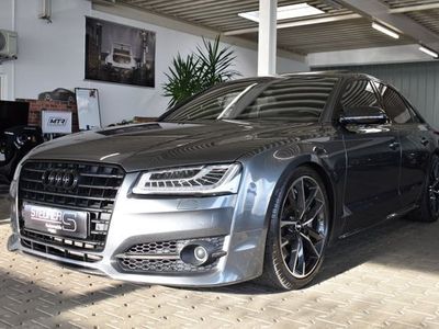 Audi S8 plus