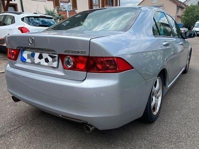 Silber Gebraucht 2003 Honda Accord Executive Limousine | 5.000 €
