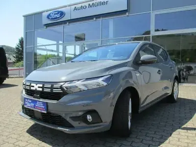 Gebraucht Dacia Sandero Expression 91 PS (66 kW) 2024 Grau Limousine