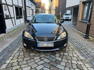 Gebraucht Lexus IS220 177 PS (130 kW) 2009 Grau Limousine
