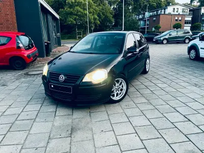 Gebraucht VW Polo 75 PS (55 kW) 2005 Schwarz Kleinwagen