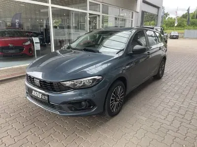 Gebraucht Fiat Tipo Cross 131 PS (96 kW) 2023 Ozean blau Kombi