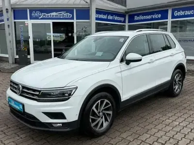 Gebraucht VW Tiguan Sound 150 PS (110 kW) 2017 Weiß SUV