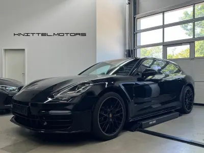 Gebraucht Porsche Panamera 4 Chrono 330 PS (242 kW) 2017 Schwarz Kleinwagen