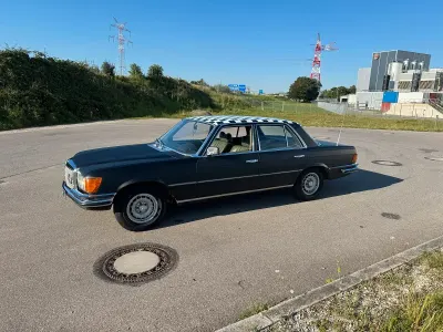 Gebraucht Mercedes 280 185 PS (136 kW) 1974 Schwarz Limousine