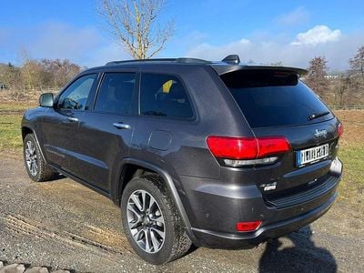 Gebraucht Jeep Grand Cherokee Overland 250 PS (183 kW) 2019 Grau SUV