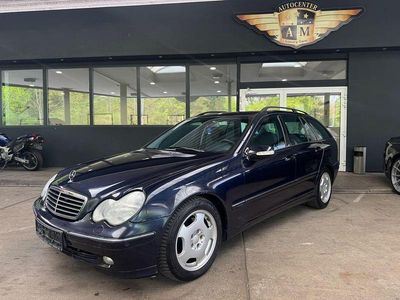 Gebraucht Mercedes C240 Avantgarde 170 PS (125 kW) 2002 Tansanitblau metalliclack (metallic) Kombi