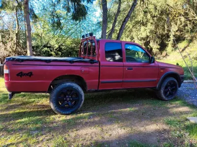 Używany Ford Ranger 109 KM (80 kW) 2002 Czerwony Pickup