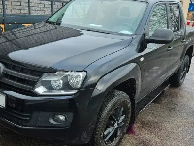 Używany VW Amarok 140 KM (102 kW) 2014 Czarny Pickup