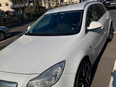 Gebraucht Opel Insignia Sport 131 PS (96 kW) 2010 Weiß Kombi