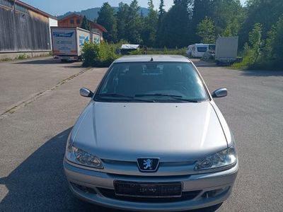 Peugeot 306