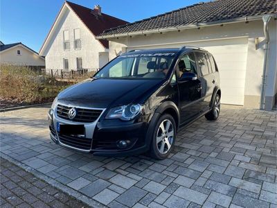 VW Touran Cross