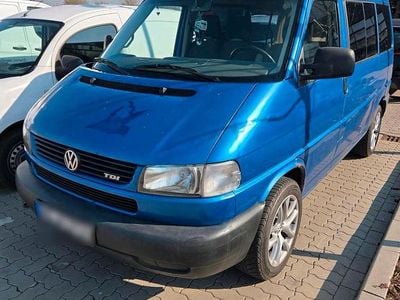Gebraucht VW T4 102 PS (75 kW) 2002 Blau Van