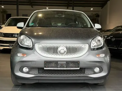 Gebraucht Smart ForFour Basis 71 PS (52 kW) 2016 Grau Kleinwagen