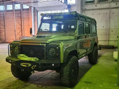 Gebraucht Land Rover Defender 500 PS (367 kW) 2006 Silber SUV