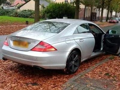 Gebraucht Mercedes CLS320 300 PS (220 kW) 2008 Silber Coupé