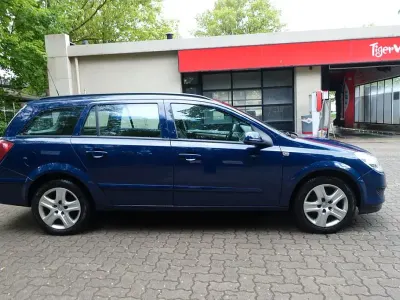 Occasion Opel Astra Edition 116 ch (85 kW) 2008 Bleue Berline