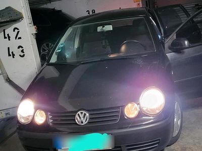 Schwarz Gebraucht 2002 VW Polo Kleinwagen | 2.450 € (Fairer Preis)
