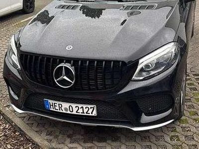 Schwarz Gebraucht 2017 Mercedes GLE350 AMG line SUV | 30.990 € (Fairer Preis)