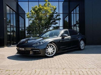 Porsche Panamera 4