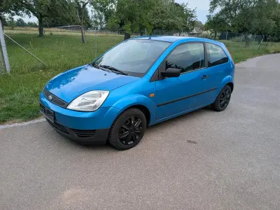 Gebraucht Ford Fiesta 66 PS (48 kW) 2005 Blau Kleinwagen