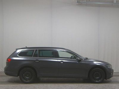 Gebraucht VW Passat Business 120 PS (88 kW) 2020 Grau Limousine