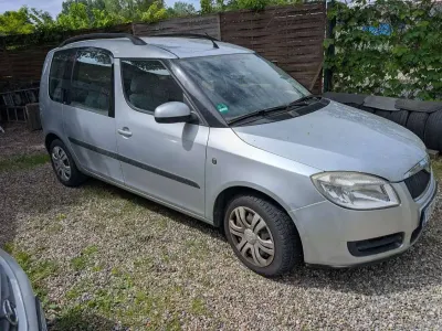 Gebraucht Skoda Roomster Comfort 105 PS (77 kW) 2009 Grau Van / Kleinbus