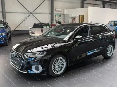 Gebraucht Audi A3 Advanced Plus 150 PS (110 kW) 2022 Schwarz Limousine