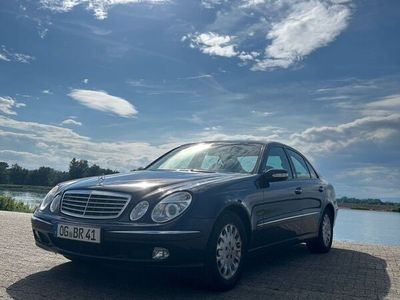 Mercedes E320