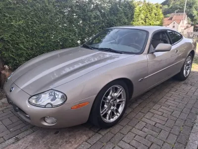 Gebraucht Jaguar XK8 284 PS (208 kW) 2001 Gold Coupé