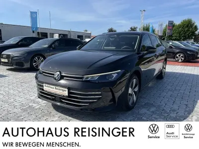 Gebraucht VW Passat Business 150 PS (110 kW) 2024 Grenadillschwarz Kombi