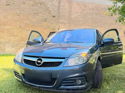 Gebraucht Opel Vectra 255 PS (187 kW) 2008 Kombi