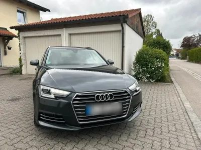 Używany Audi A4 Ambiente 150 KM (110 kW) 2018 Szary Kombi