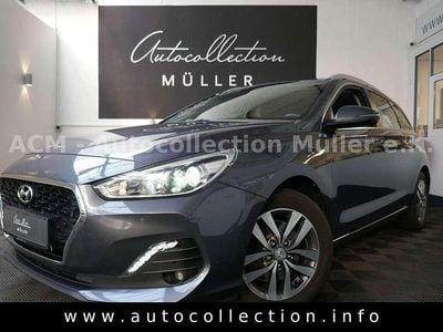 Gebraucht Hyundai i30 120 PS (88 kW) 2019 Grau Kombi