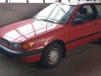 Gebraucht Mitsubishi Colt 75 PS (55 kW) 1991 Rot Kleinwagen