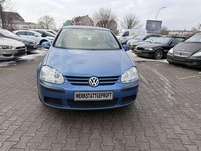 Gebraucht VW Golf IV Trendline 102 PS (75 kW) 2004 Coastalblue perleffekt Kleinwagen