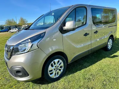 Gebraucht Nissan NV300 Premium Edition 145 PS (106 kW) 2020 Braun Van