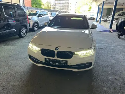 Używany BMW 320 Sport Line 190 KM (139 kW) 2019 Biały Sedan/Limuzyna