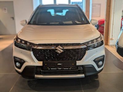 Gebraucht Suzuki SX4 S-Cross Comfort 129 PS (94 kW) 2024 Silber SUV