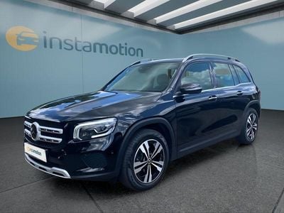 Mercedes GLB220
